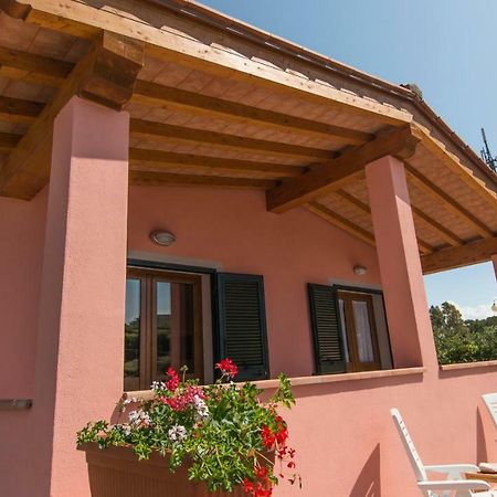 Appartamenti La Casina Porto Azzurro Exteriör bild