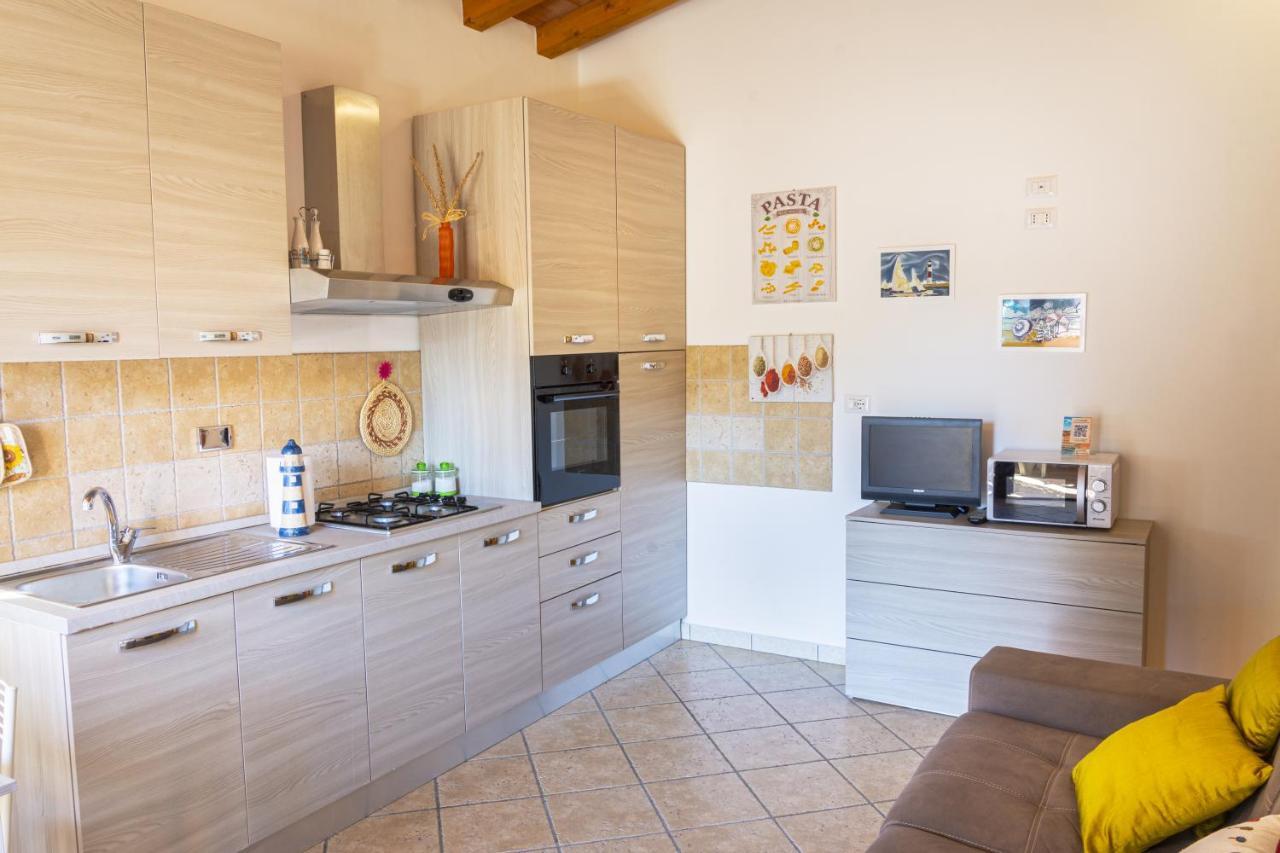 Appartamenti La Casina Porto Azzurro Exteriör bild