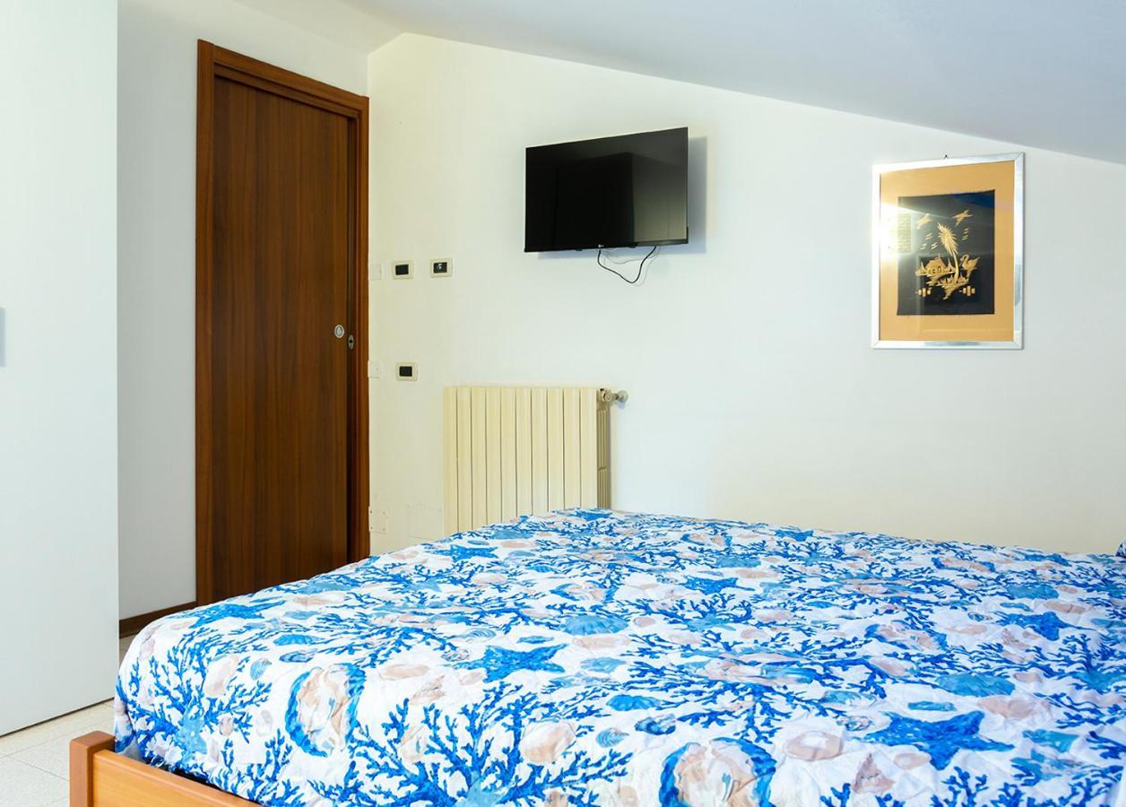 Appartamenti La Casina Porto Azzurro Exteriör bild